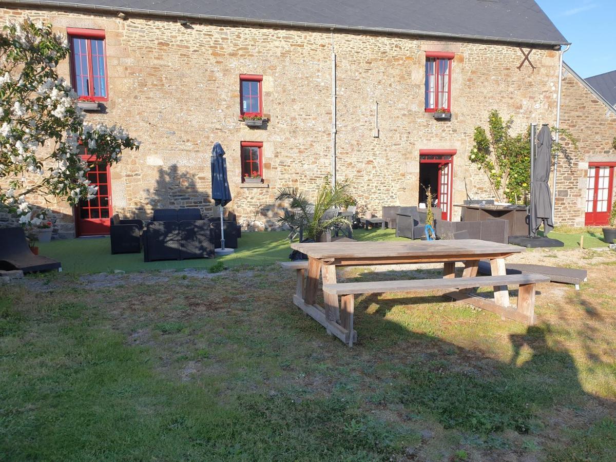 Chambres De Villee Saint-Georges-de-Gréhaigne Dış mekan fotoğraf